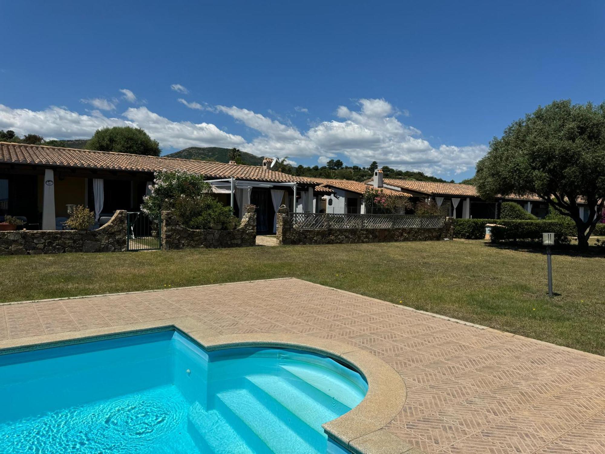 Casa Vacanze Con Piscina E Vista Mare Esclusiva Per Coppie E Famiglie, Relax E Tranquillita Tertenìa エクステリア 写真